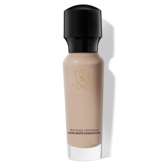 Traceless Longwear Satin Matte Foundation